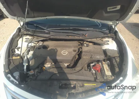 2015 Nissan Altima 2.5 S из США, поврежденный, VIN 1N4AL3AP9FN395354